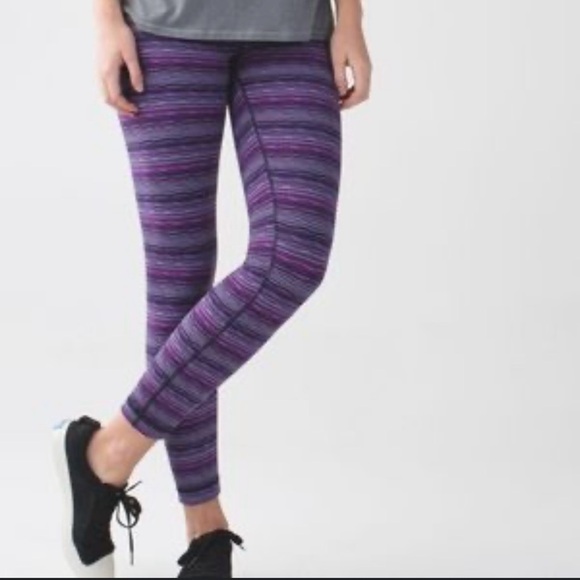 Lululemon High Times Tight 2  -Space Dye Twist Ultra Violet 25” - Picture 1 of 3